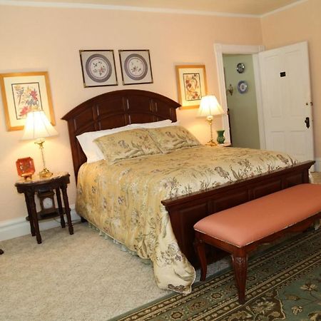 Highgate Estate & Gardens Bed & Breakfast Greensboro Bagian luar foto