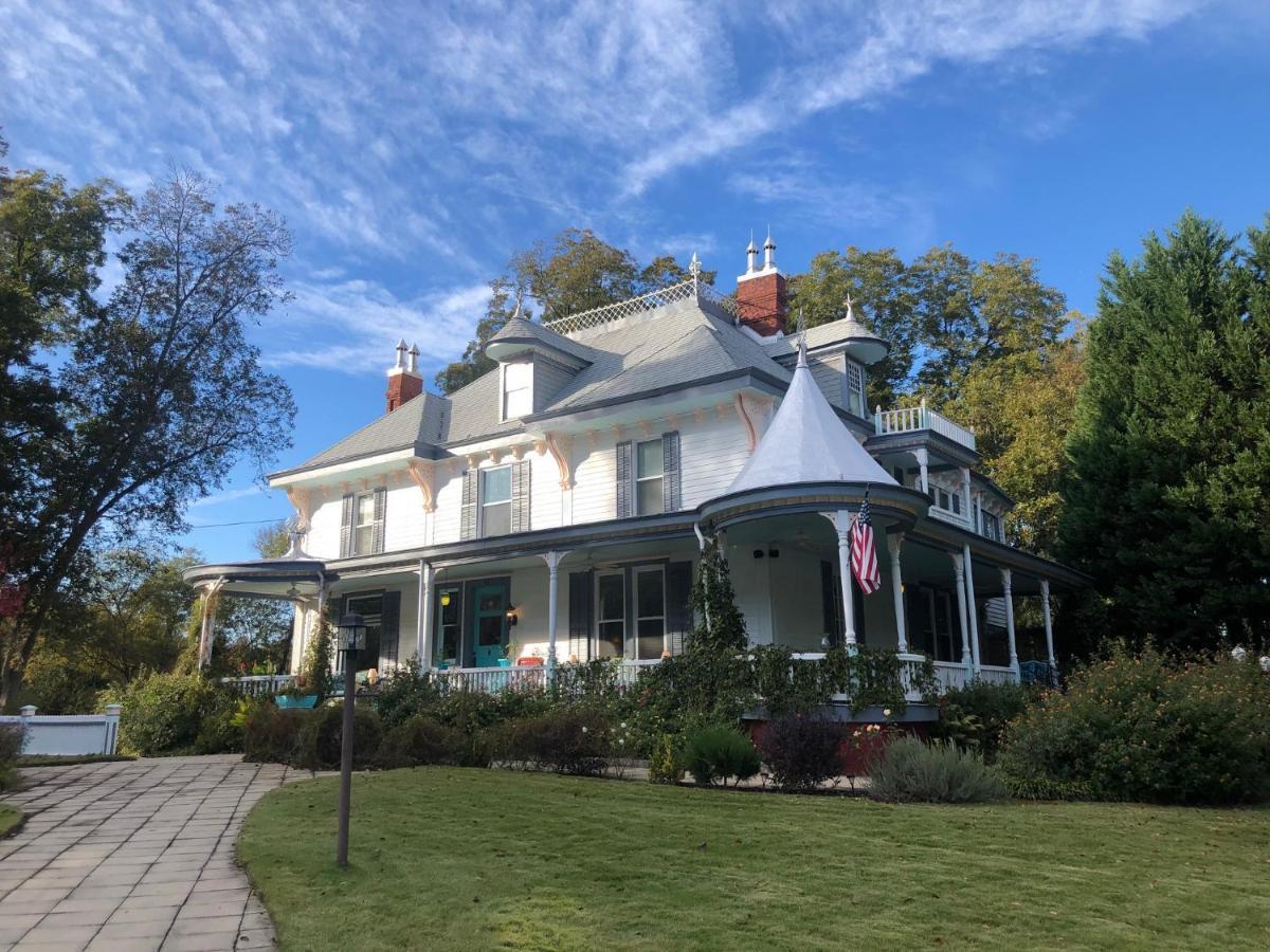 Highgate Estate & Gardens Bed & Breakfast Greensboro Bagian luar foto